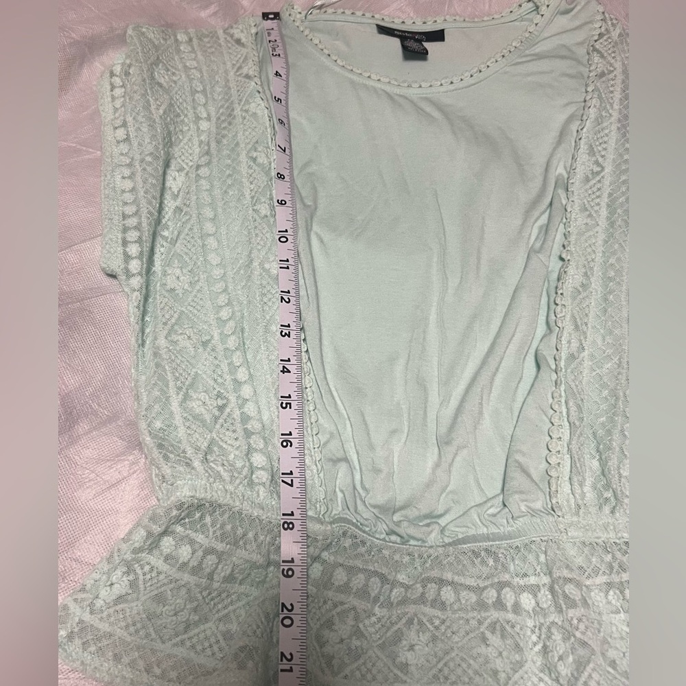 Mint Green Lace Top - Picture 4 of 7